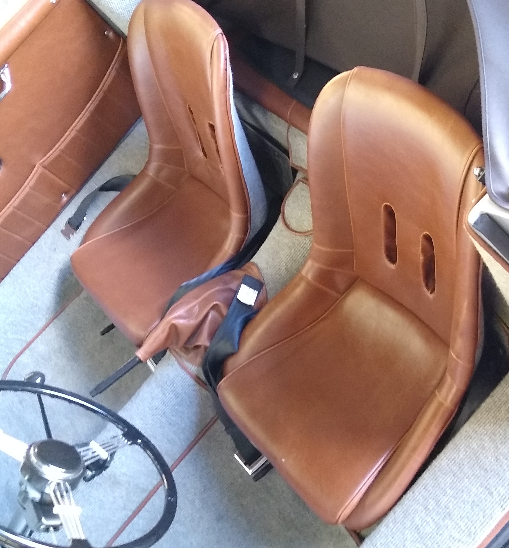 Bucket Seat (Leather)